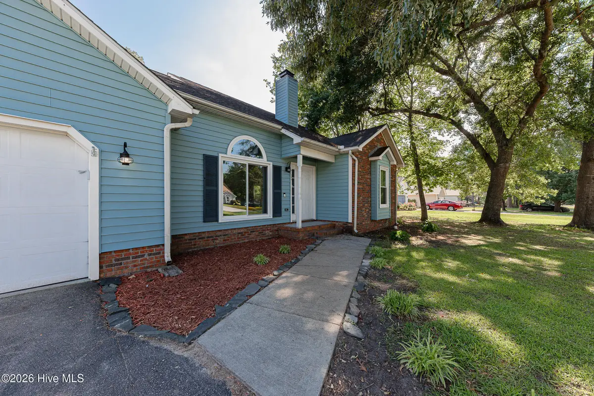 185 Baytree Drive, Jacksonville, NC 28546 - #1