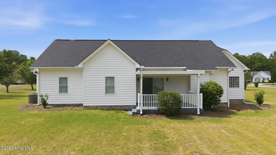 105 Waters Way, Washington, NC 27889 - #3