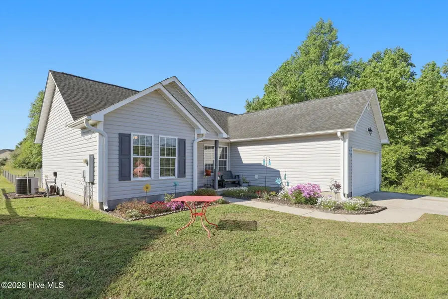 520 Comfort Road, Richlands, NC 28574 - #3