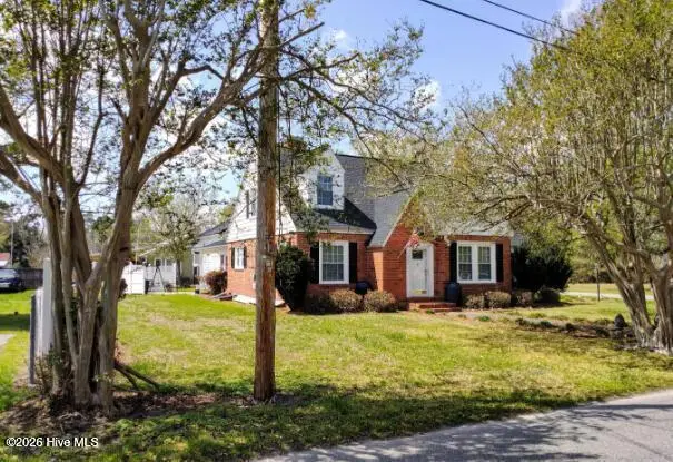 215 N Elm Street, Chadbourn, NC 28431 - #2