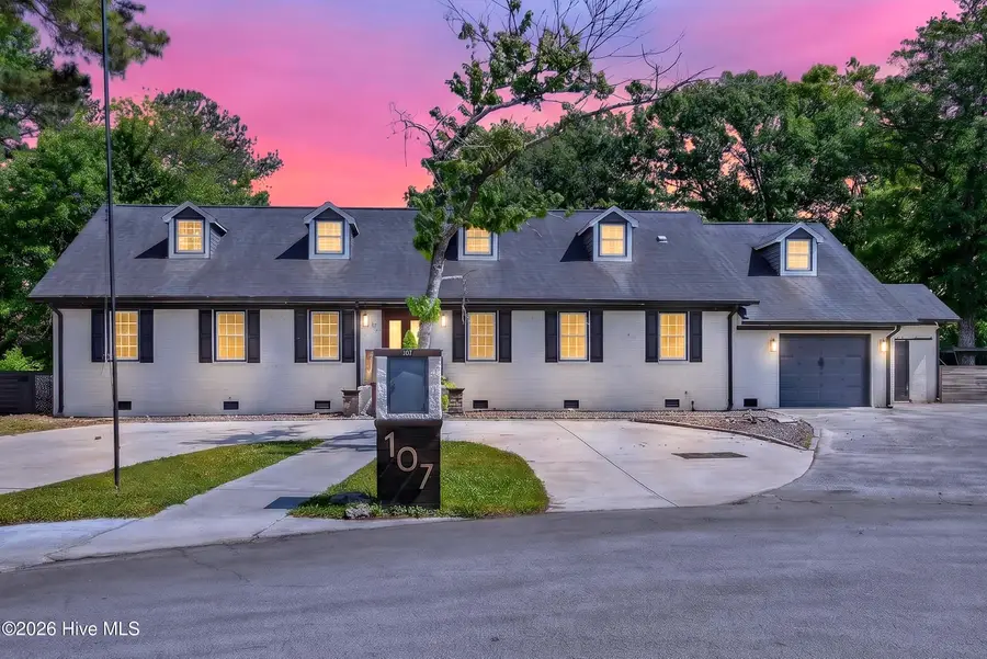 107 Boatswain Drive, New Bern, NC 28562 - #2