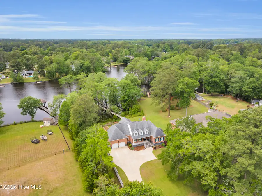 611 Creekwood Drive, Trent Woods, NC 28562 - #2