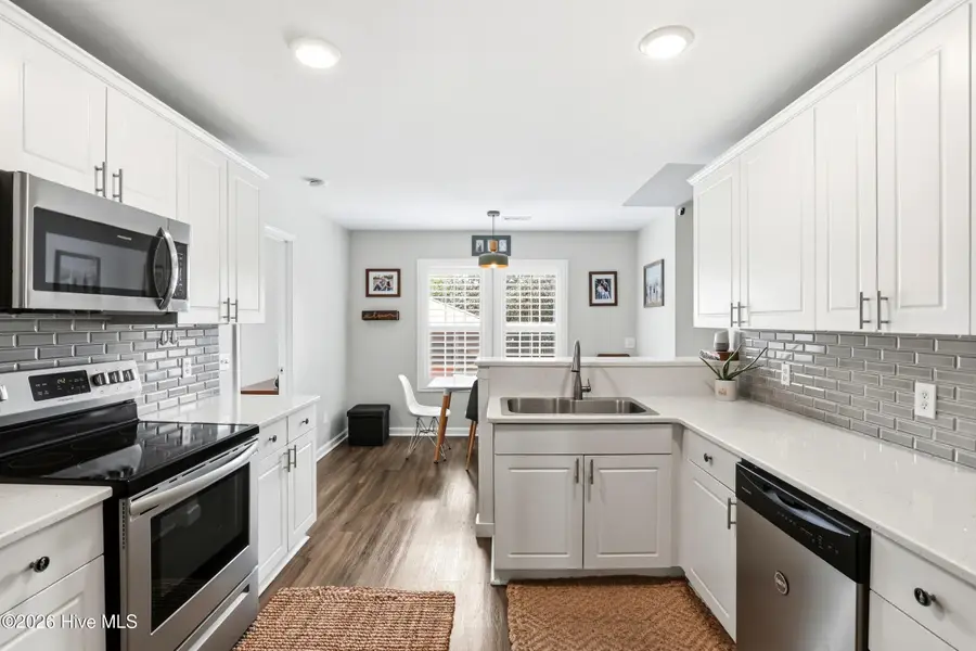 8504 Lakeview Drive, Wilmington, NC 28412 - #2