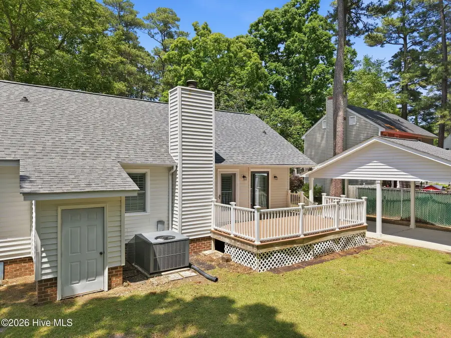 305 Baytree Drive, Greenville, NC 27858 - #3
