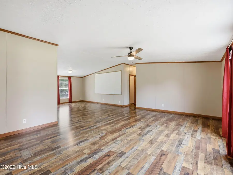135 Hotel Branch Lane, Richlands, NC 28574 - #2
