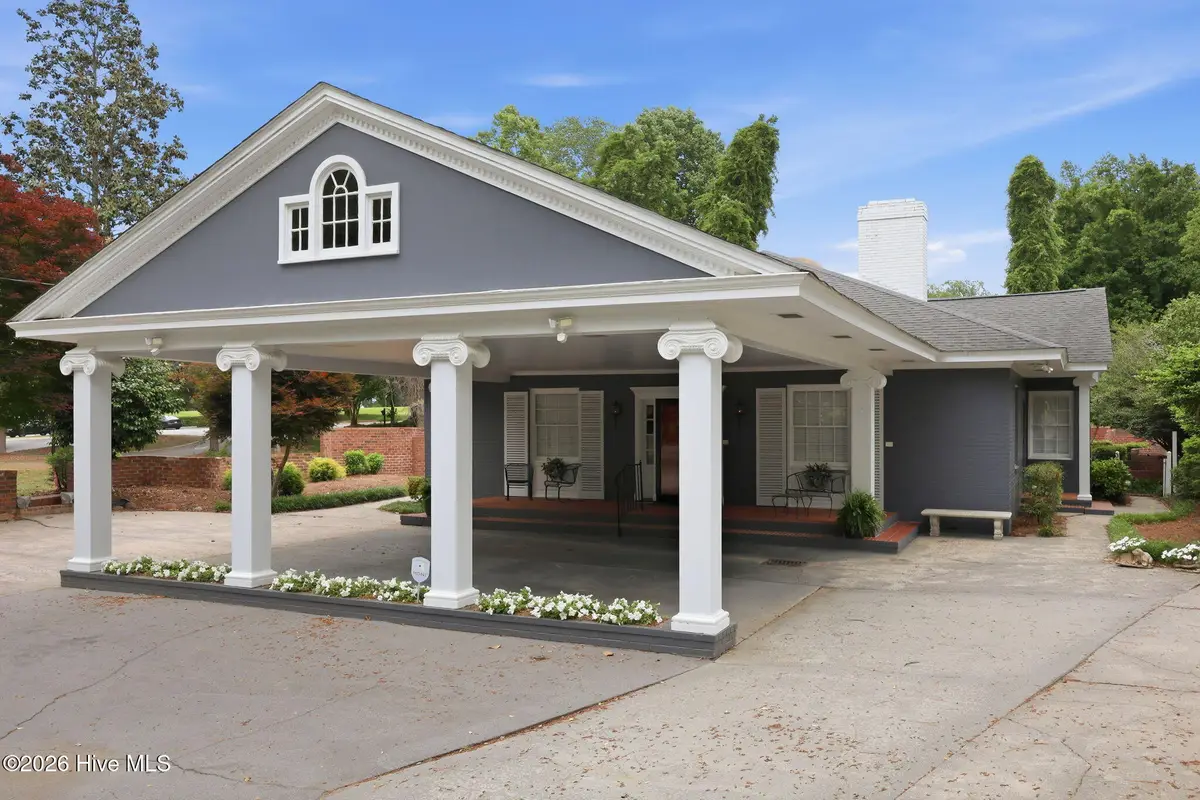 1207 Country Club Drive, Kinston, NC 28504 - #1
