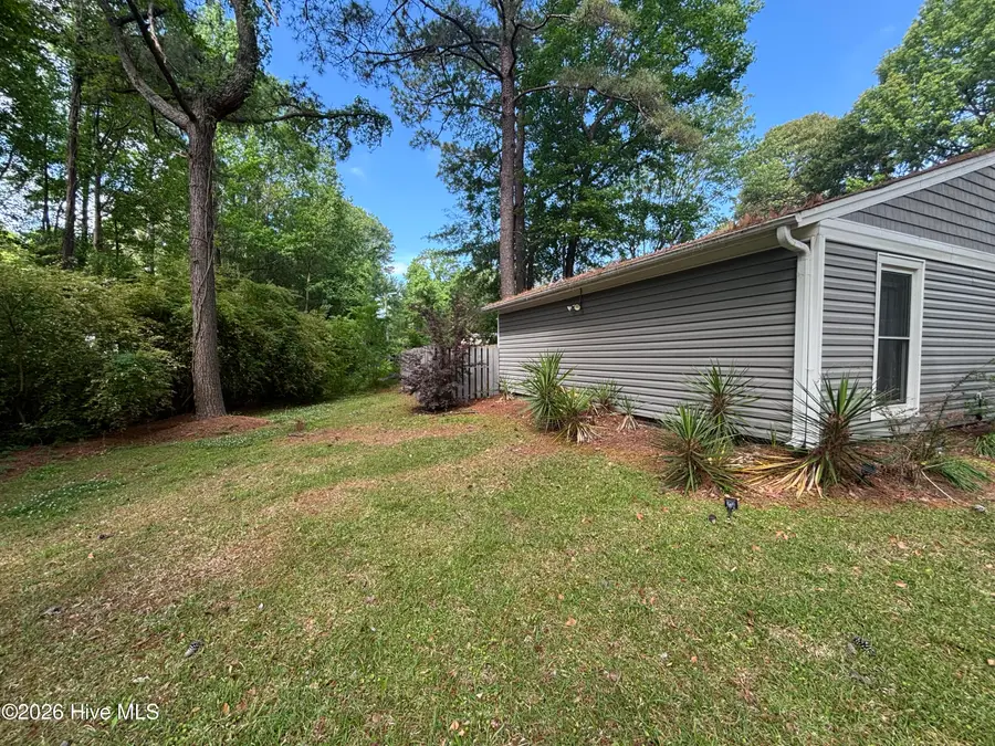 615 Shadowridge Road, Jacksonville, NC 28546 - #2