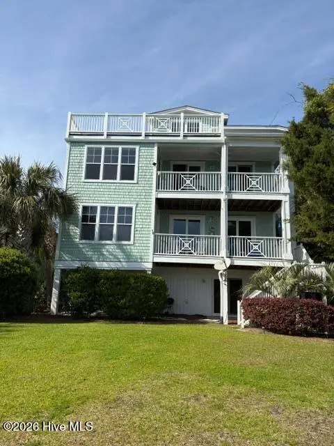 5000 Oquinn Boulevard Se # B, Southport, NC 28461