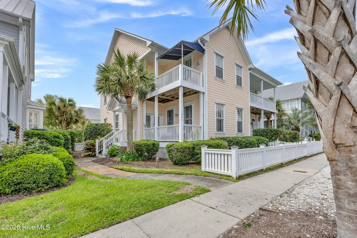 205 Silver Sloop Way, Carolina Beach, NC 28428 - #1