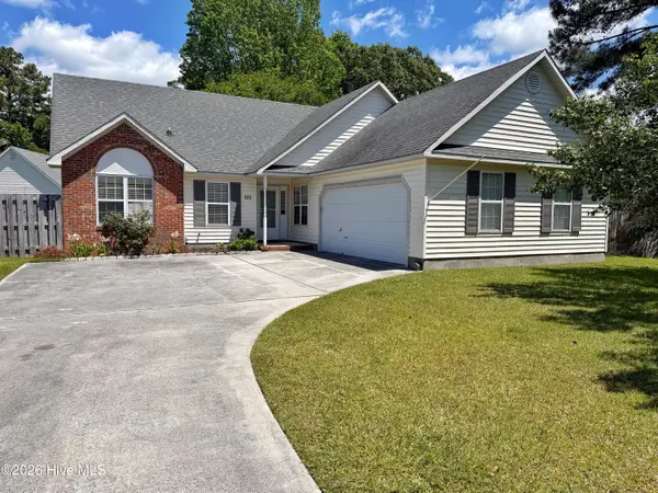 122 Yellowwood Drive, Jacksonville, NC 28546