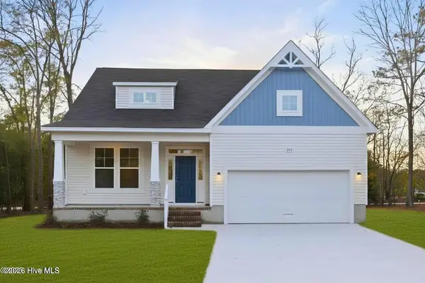 218 Chateau Drive, New Bern, NC 28560