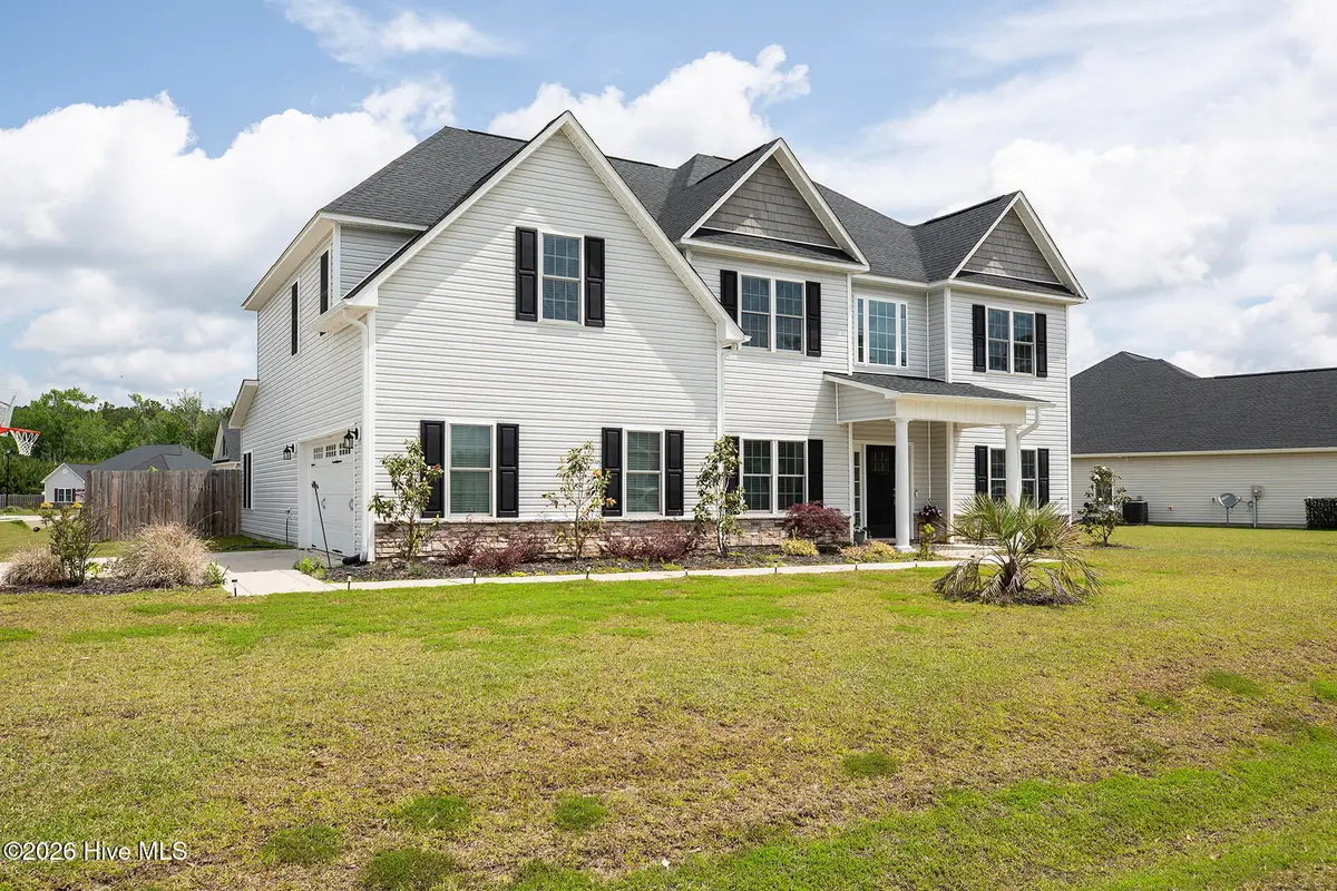 204 W Broughton Lane, Rocky Point, NC 28457 - #1