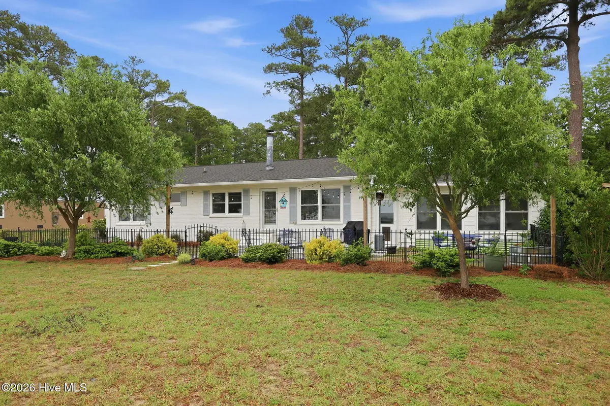304 Sunnyside Drive, Washington, NC 27889 - #1