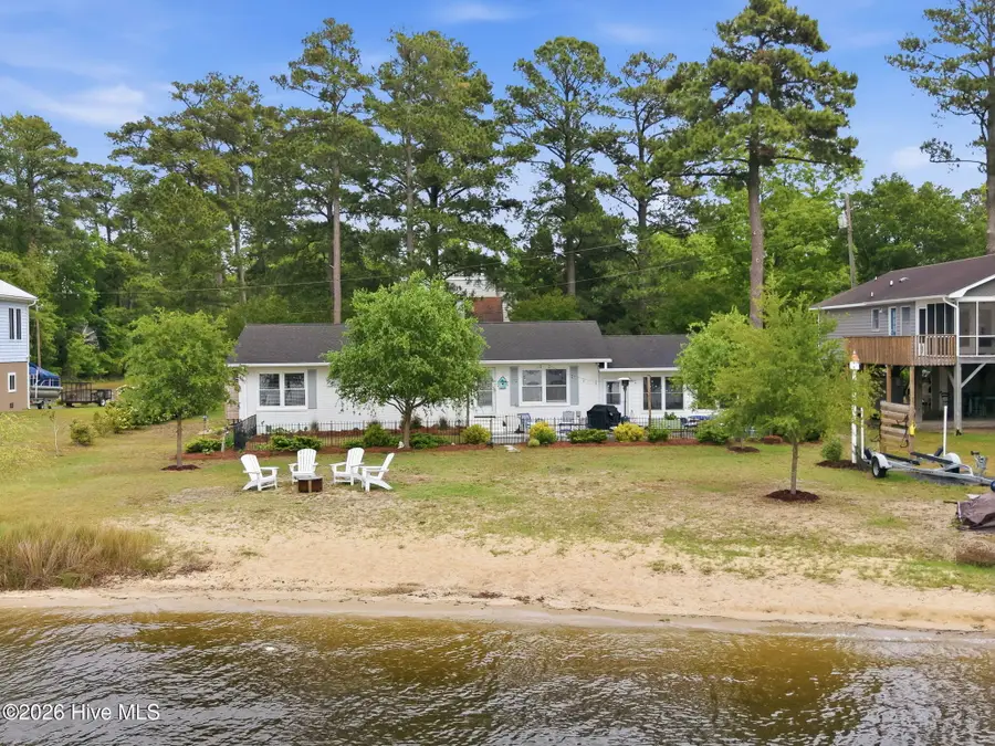 304 Sunnyside Drive, Washington, NC 27889 - #2