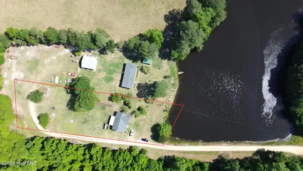616 Trail End Lane, Newton Grove, NC 28366