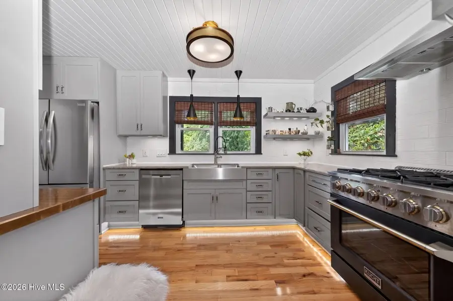 707 E Moore Street, Southport, NC 28461 - #3