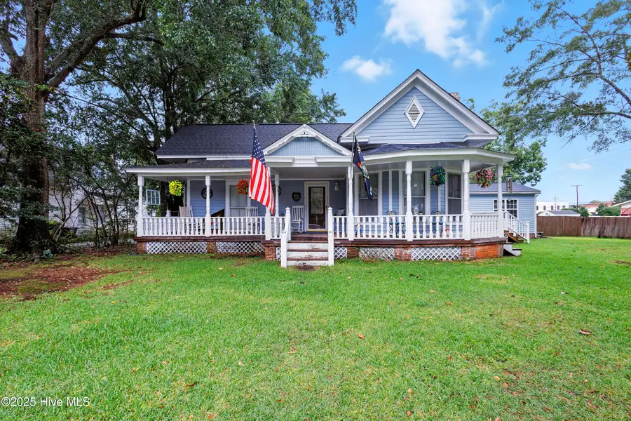 207 S Walker Street, Burgaw, NC 28425 - #2
