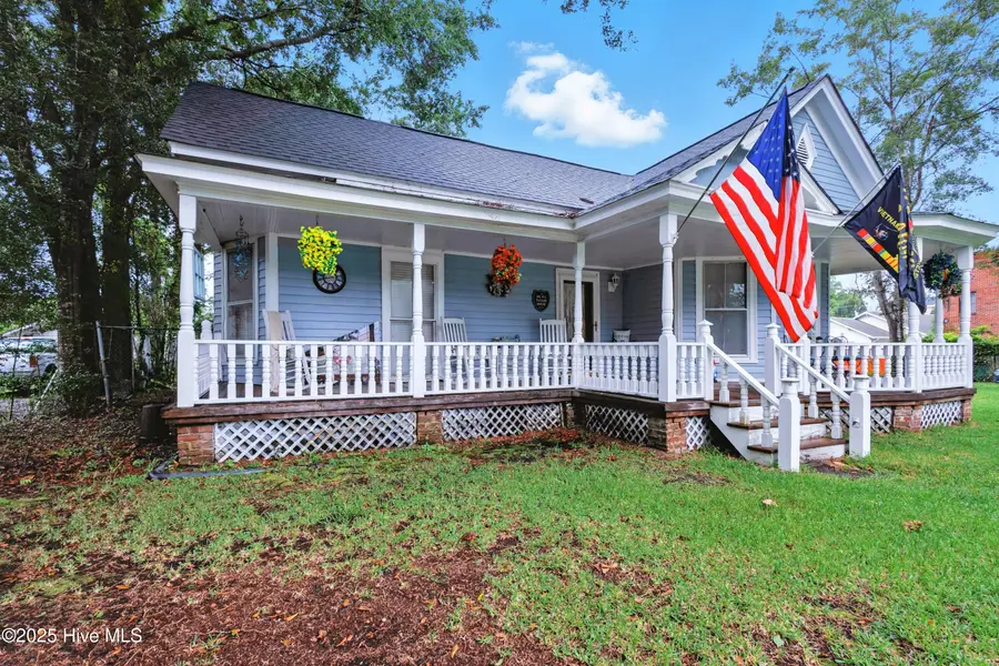 207 S Walker Street, Burgaw, NC 28425 - #3