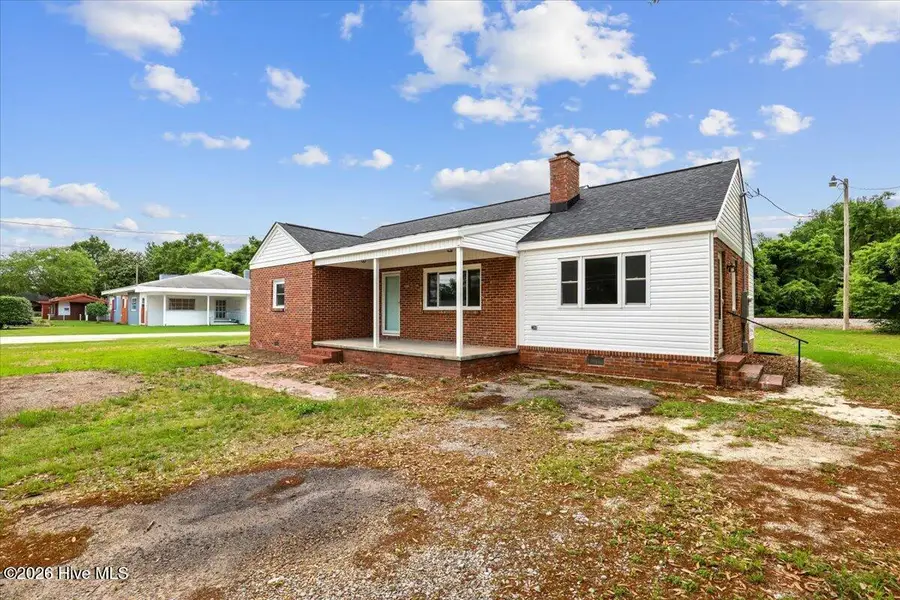 315 Commercial Avenue, Stantonsburg, NC 27883 - #3