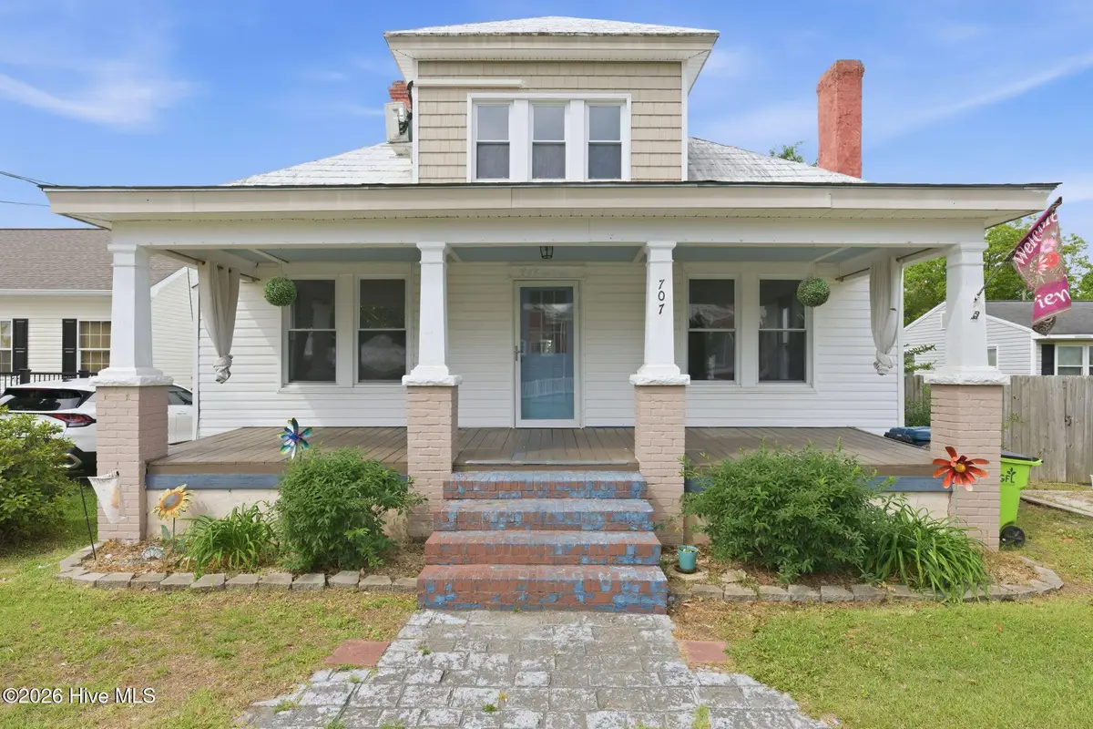 707 N B Street, Bridgeton, NC 28519 - #1