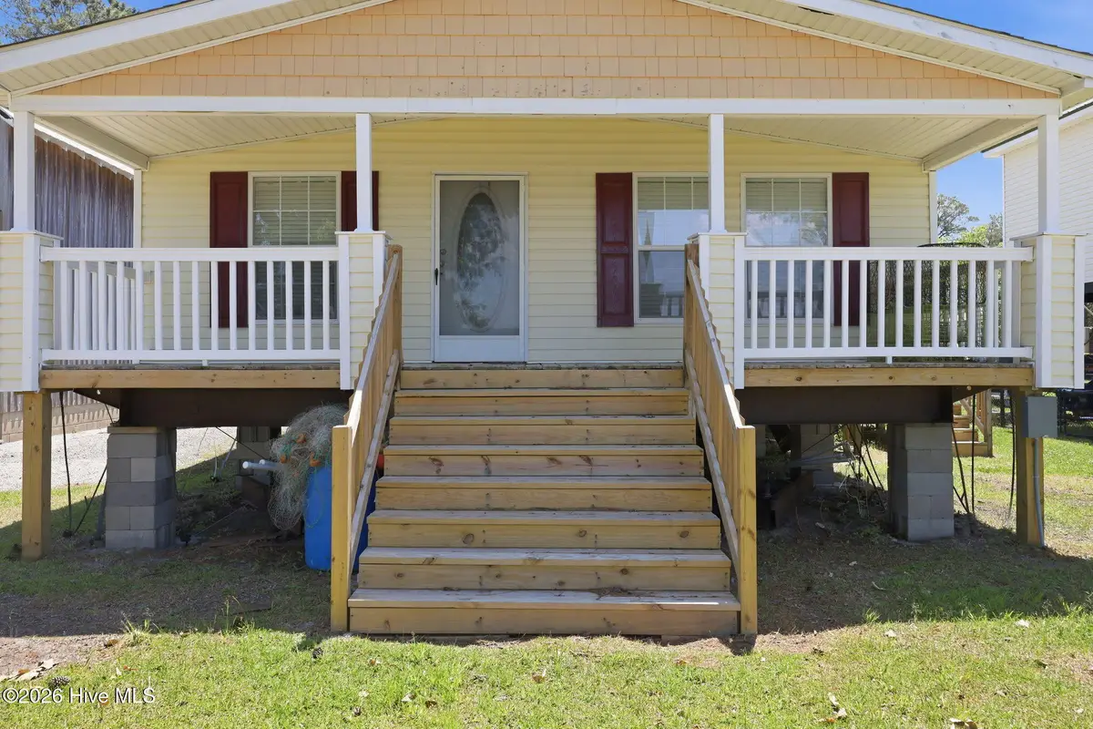 185 Barnes-foster Loop Road, Belhaven, NC 27810 - #1