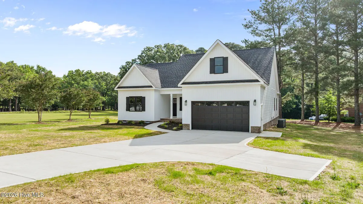 113 Twin Oaks Place, Goldsboro, NC 27530 - #1