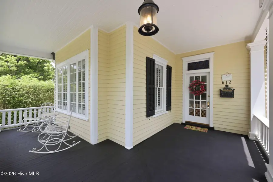 612 Craven Street, New Bern, NC 28560 - #2