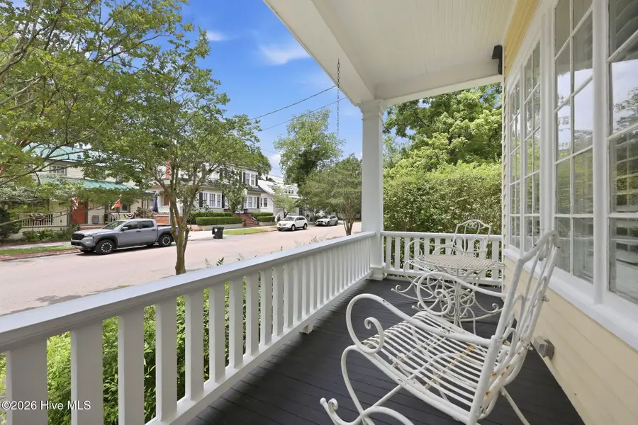 612 Craven Street, New Bern, NC 28560 - #3