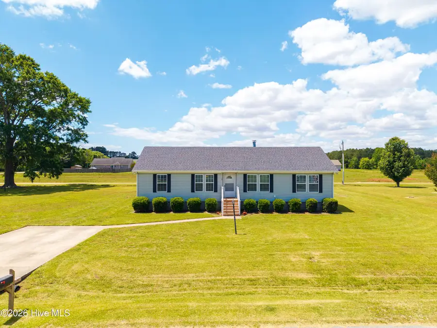100 W Adelaide Court, Elizabeth City, NC 27909 - #2