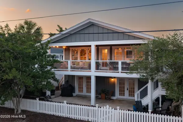 30 W Greensboro Street, Wrightsville Beach, NC 28480