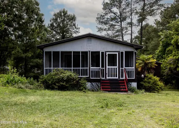 408 Old Folkstone Road, Holly Ridge, NC 28445