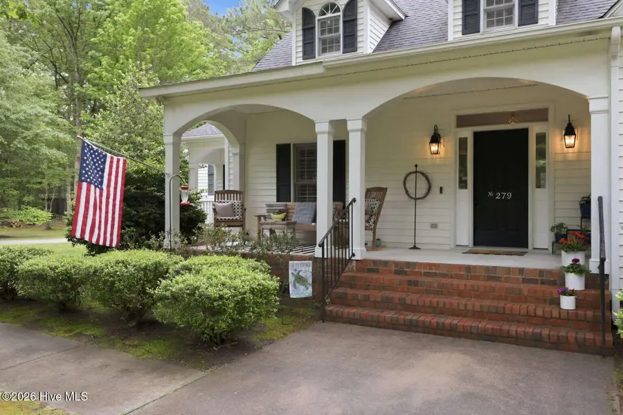 279 Beech Cove Drive, Grimesland, NC 27837 - #2