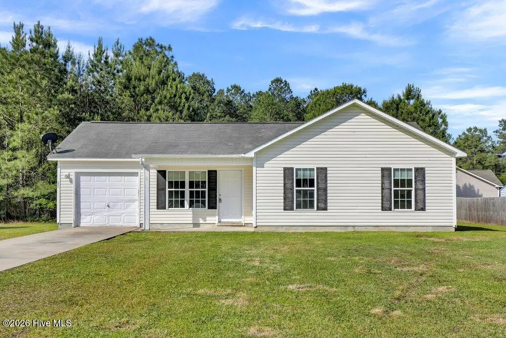 174 Ashbury Park Lane, Richlands, NC 28574 - #1