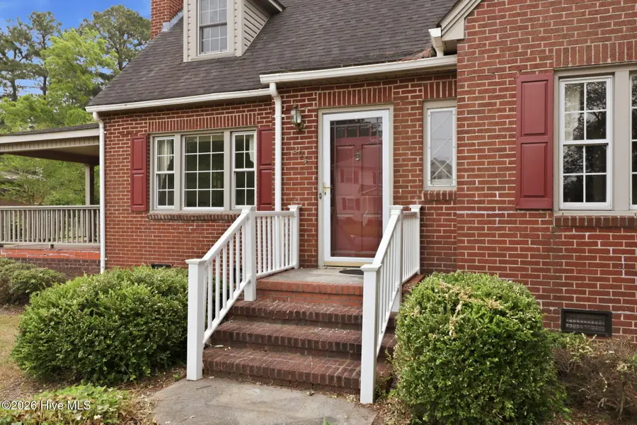 205 W Purvis Street, Robersonville, NC 27871 - #3