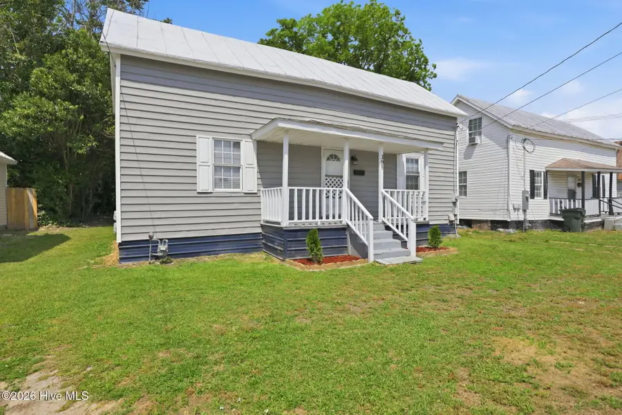 305 S Mcdaniel Street, Kinston, NC 28501 - #3