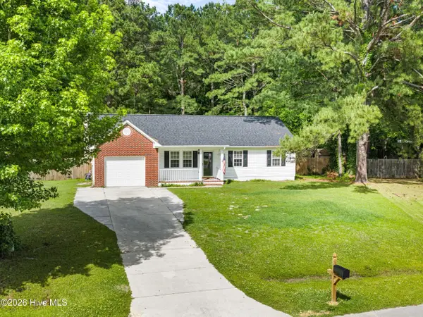 116 Sweetwater Drive, Jacksonville, NC 28540
