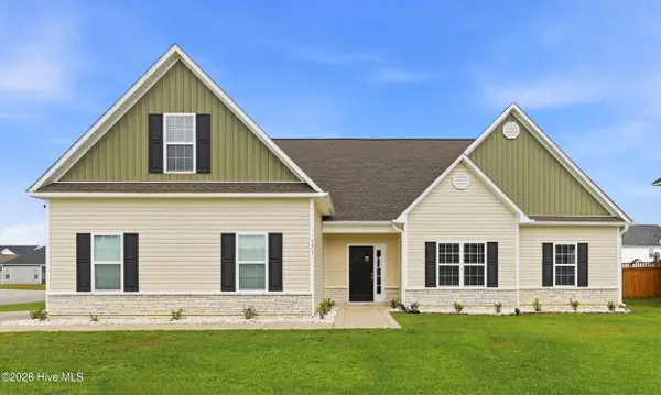 571 Appalachian Trail S, Jacksonville, NC 28546
