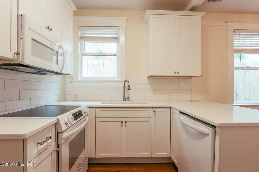 1231 E 42nd Street, Savannah, GA 31404 - #2