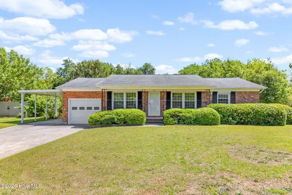 7517 Bridgeman Drive, Fayetteville, NC 28303