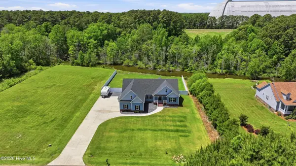 808 Broomfield Trail, Elizabeth City, NC 27909
