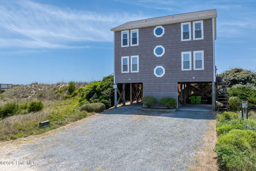 516 Ocean Drive, North Topsail Beach, NC 28460 - #2