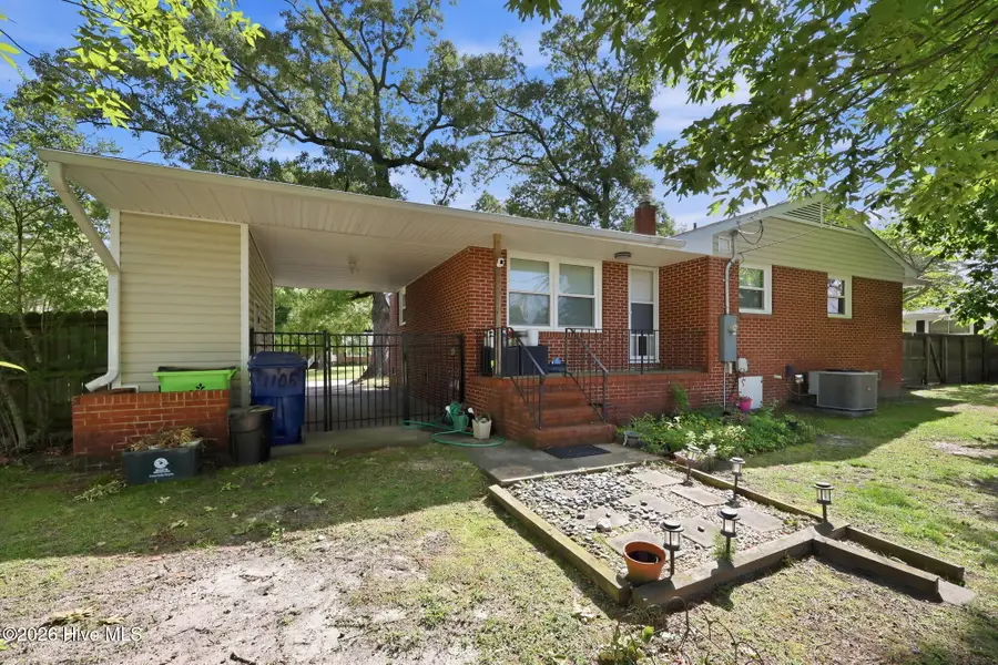 100 E Sherwood Drive, Havelock, NC 28532 - #3