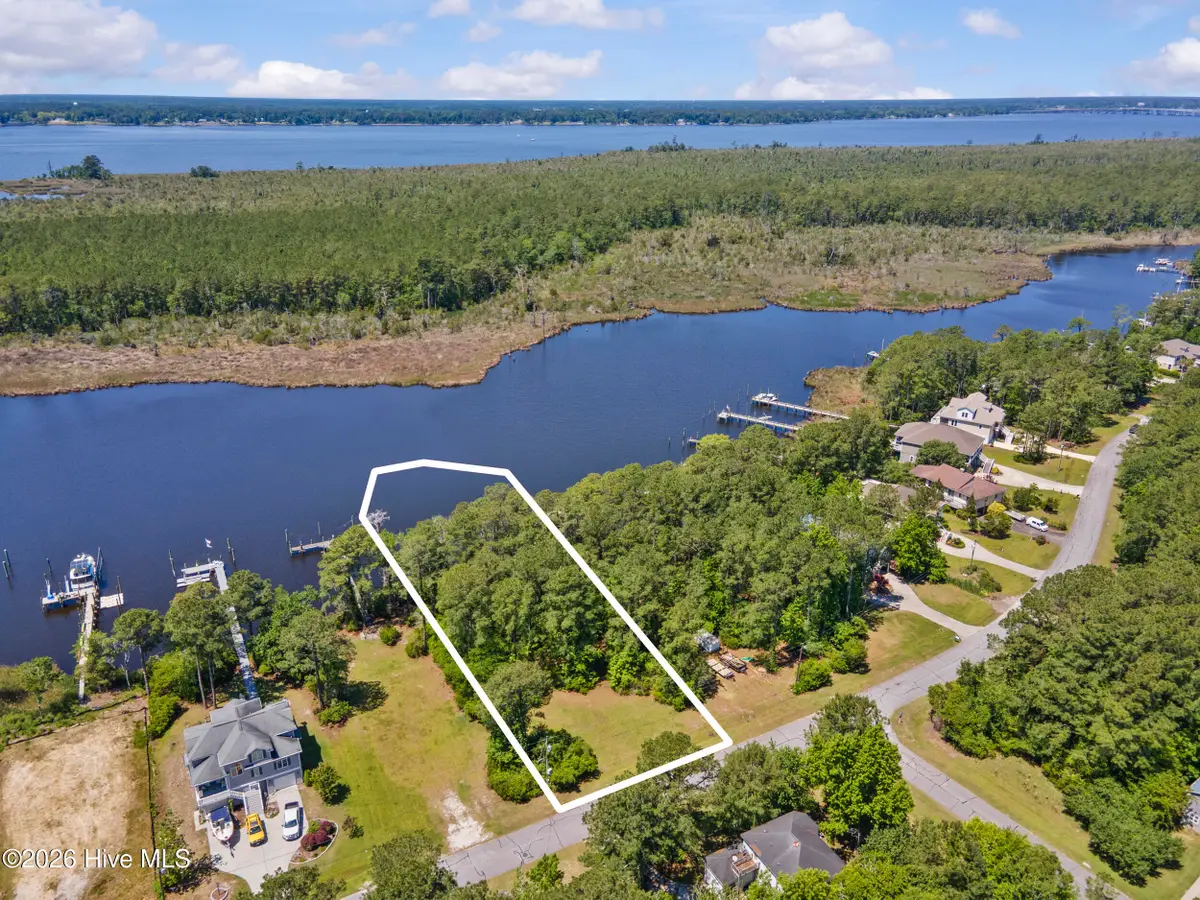5202 Bucco Reef Road, New Bern, NC 28560 - #1
