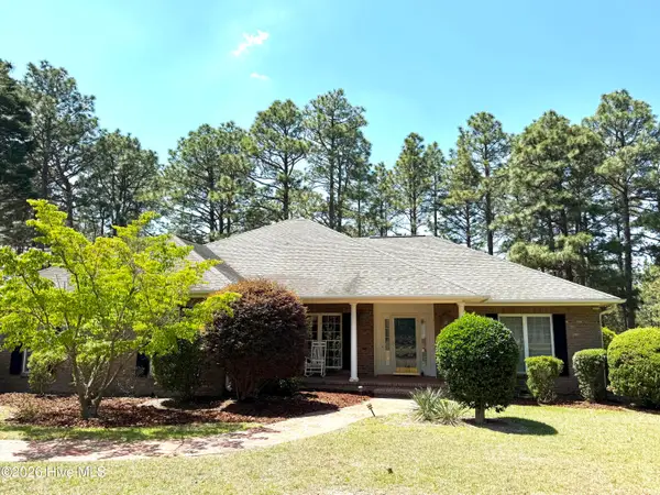 214 Longleaf Drive, West End, NC 27376