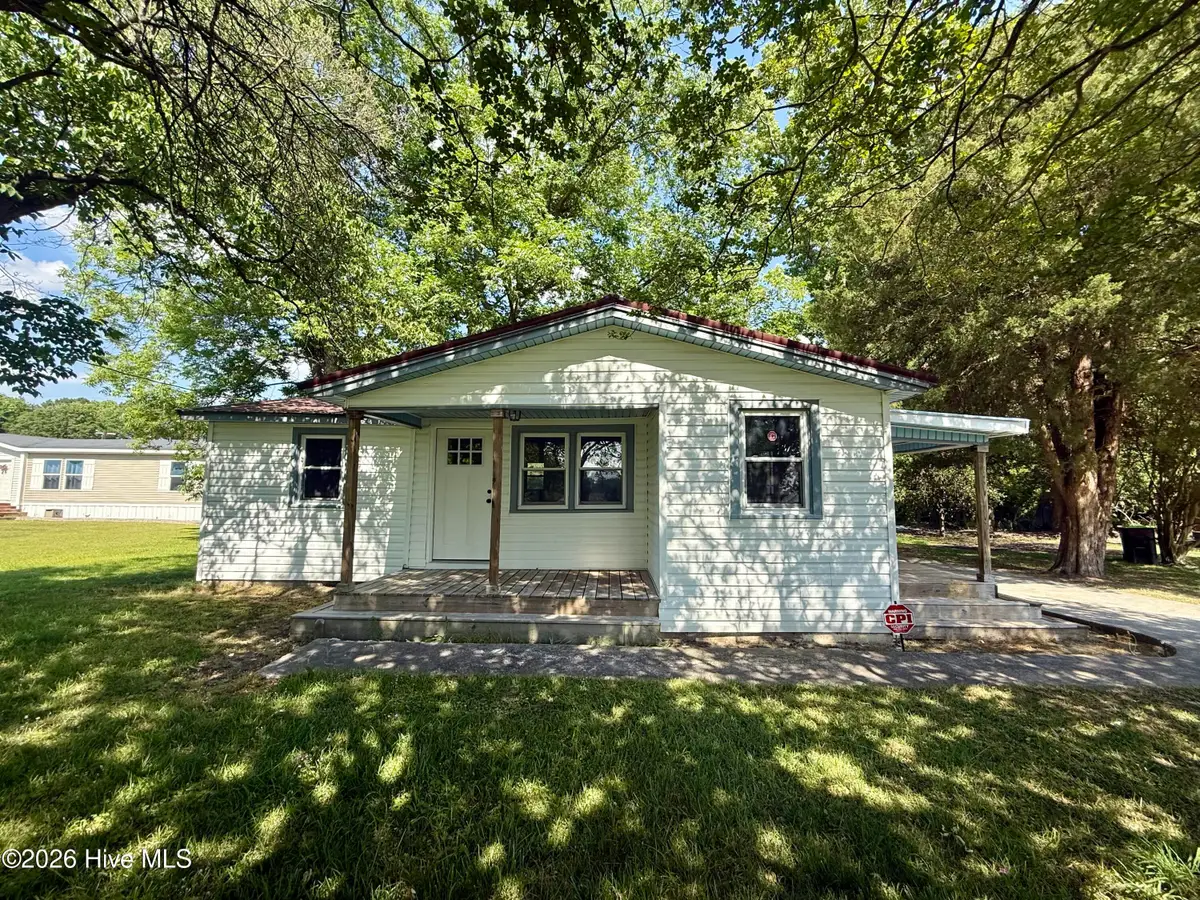 9936 Hobbton Highway, Clinton, NC 28328 - #1