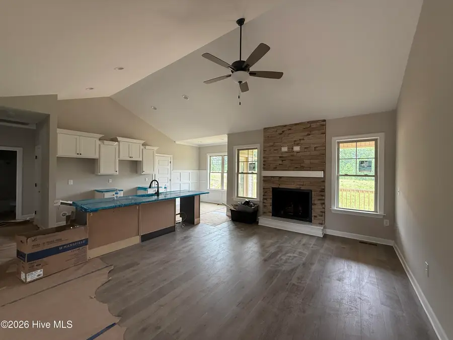 193 Royal Avenue, Selma, NC 27576 - #3