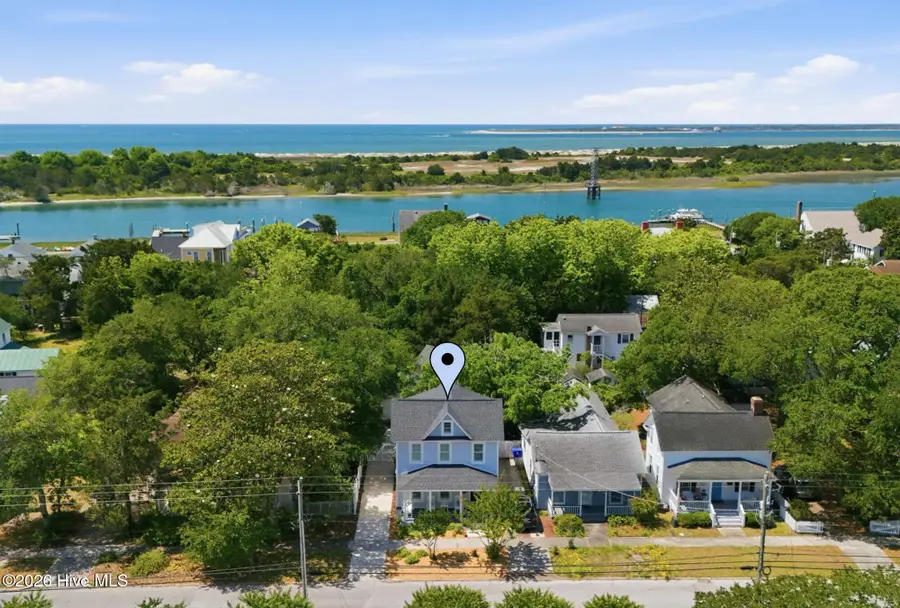 910 Ann Street, Beaufort, NC 28516 - #3