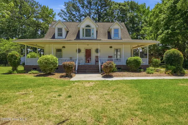 2610 River Chase Drive, Greenville, NC 27858