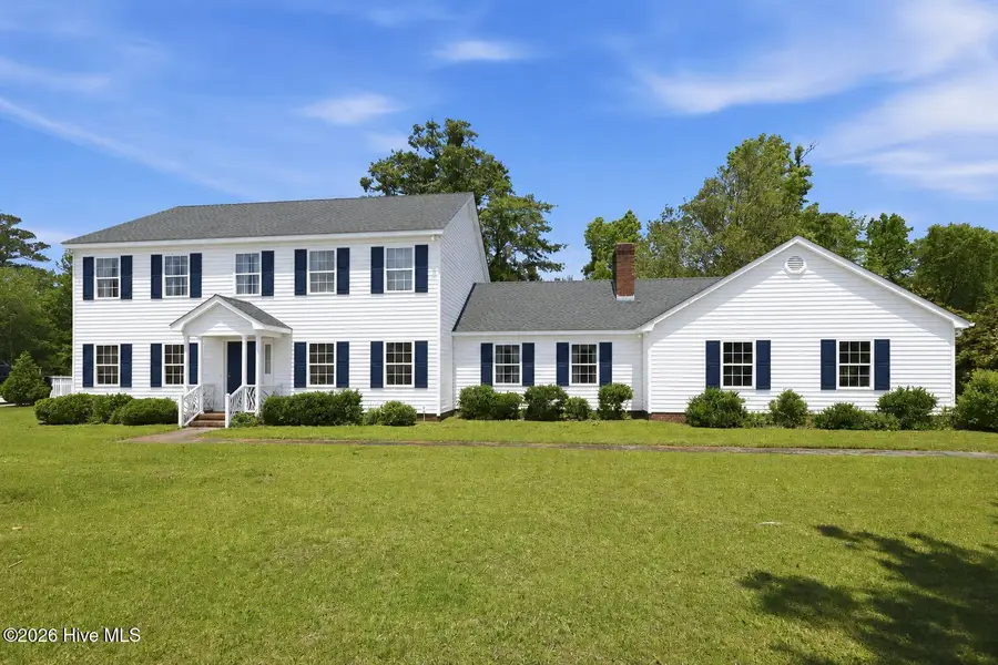 2604 One Iron Street, Morehead City, NC 28557 - #2