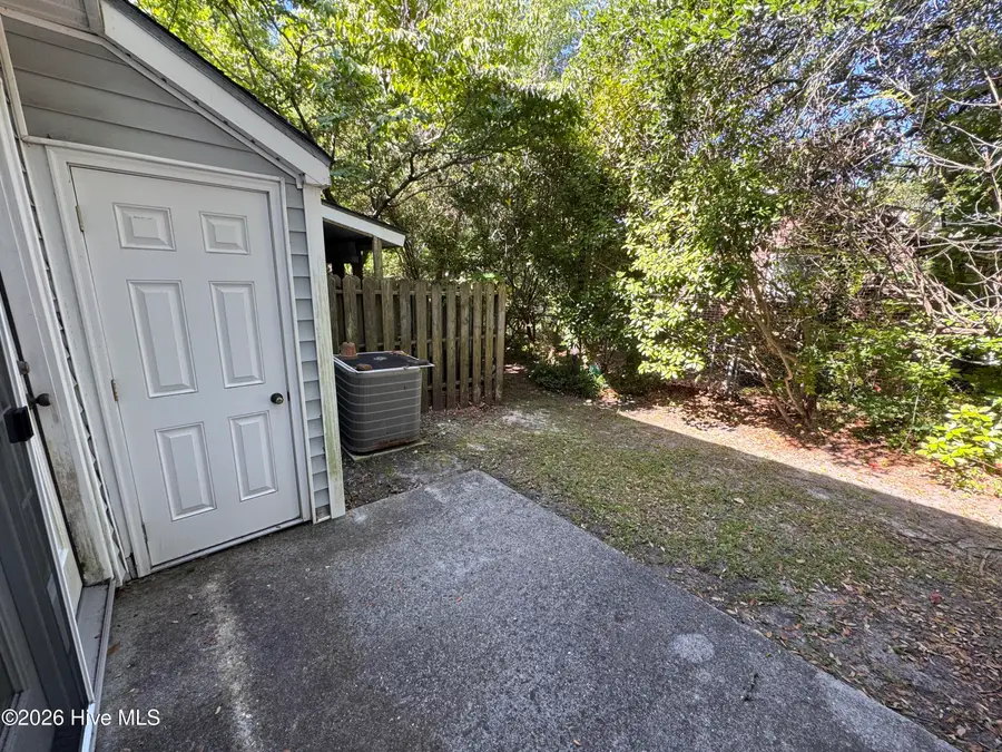 3200 Crystal Oaks Lane, Morehead City, NC 28557 - #3